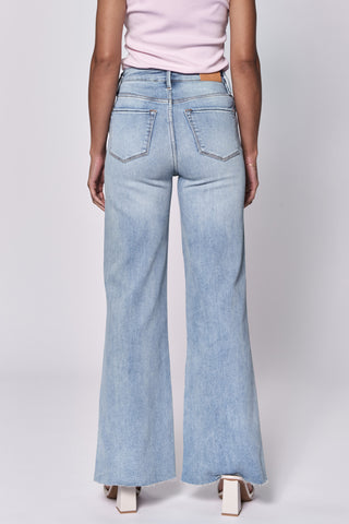 Fiona Wide Leg Jean Montilla
